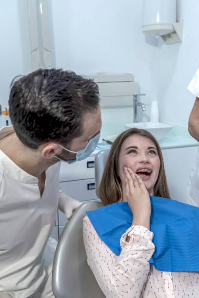 Best Dentist for Tooth Abscess  in Edgewood, TX